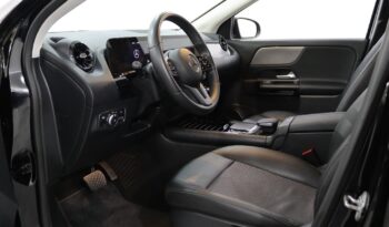 MERCEDES-BENZ Classe GLA 180 D completo