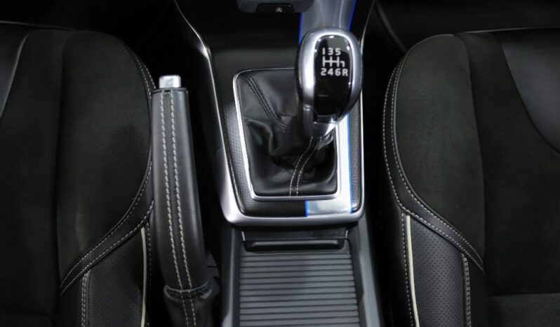 VOLVO V40 2.0 D2 R-DESIGN completo