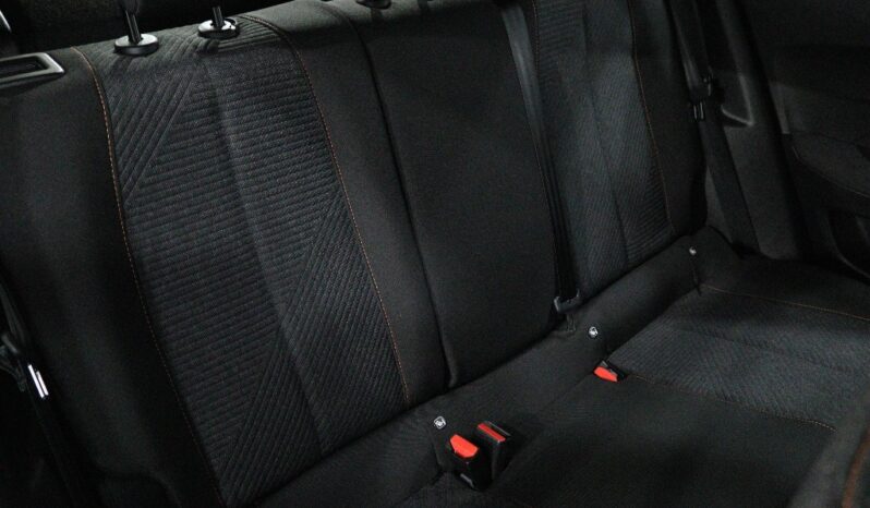 PEUGEOT 2008 1.2 STYLE completo