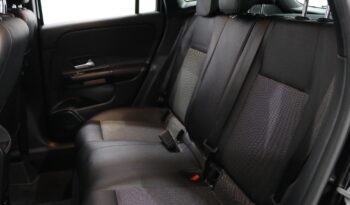 MERCEDES-BENZ Classe GLA 180 D completo