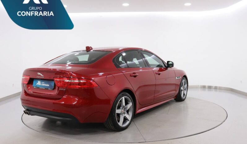 JAGUAR XE 2.0 D R-SPORT completo