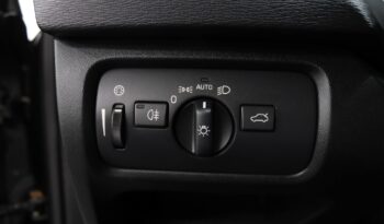 VOLVO V40 2.0 D2 R-DESIGN completo