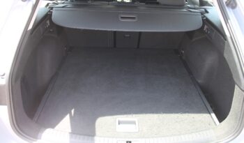 SEAT Leon Sportstourer 2.0 TDI STYLE completo
