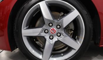 JAGUAR XE 2.0 D R-SPORT completo