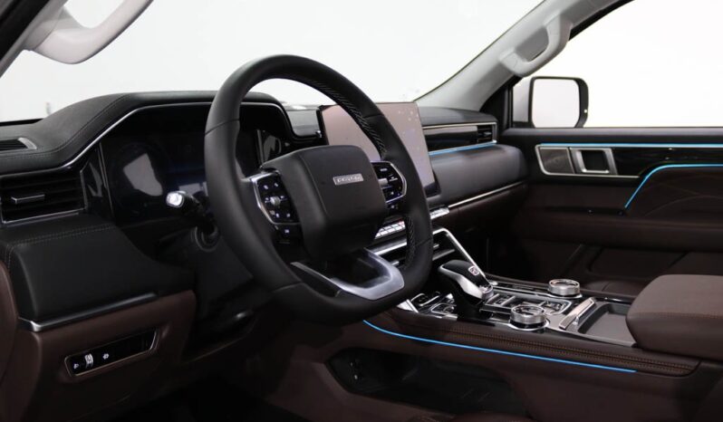 FOTON TUNLAND V9 2.0 AT completo