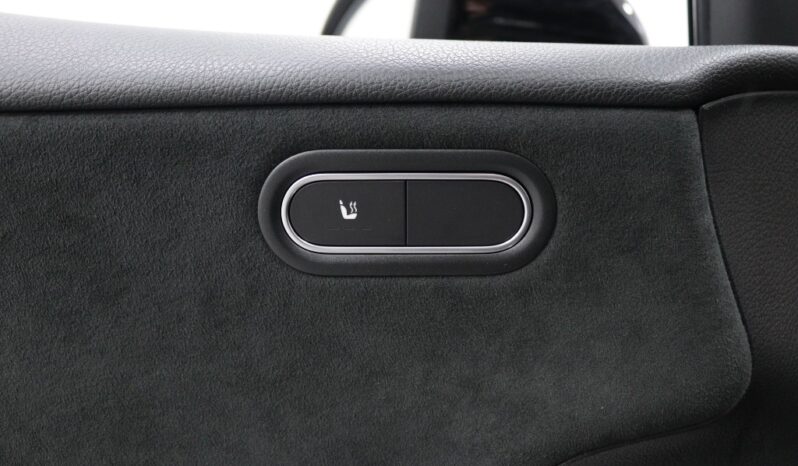 MERCEDES-BENZ Classe A 180 D AMG LINE AUT. completo