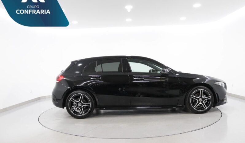 MERCEDES-BENZ Classe A 180 D AMG LINE AUT. completo