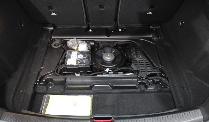 MERCEDES-BENZ Classe A 180 D AMG LINE AUT. completo