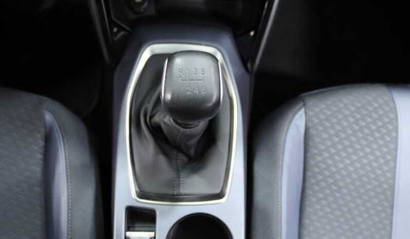PEUGEOT 2008 1.5 BLUEHDI ALLURE completo