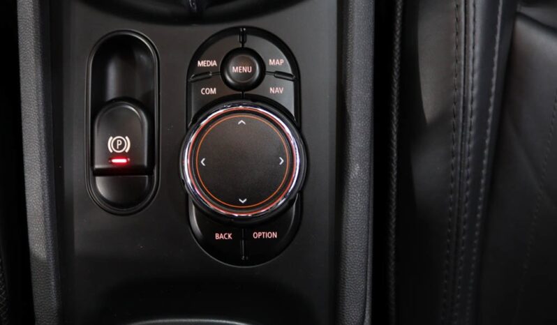 MINI Mini Clubman COOPER SD AUTO completo