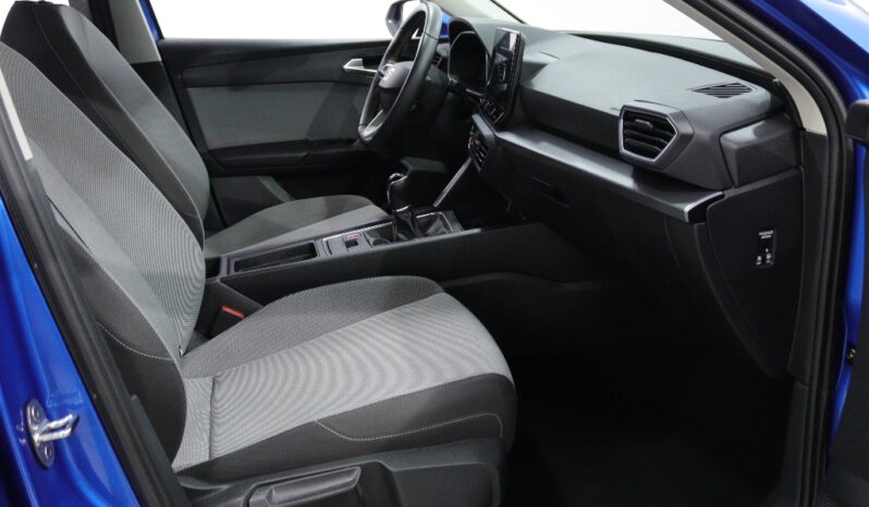 SEAT Leon Sportstourer 1.0 TSI STYLE completo