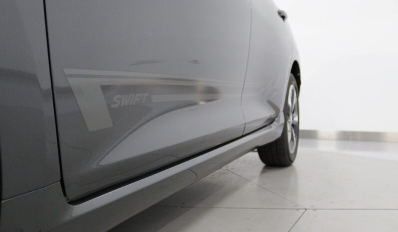 SUZUKI SWIFT 1.2 MILD HYBRID S3 CVT completo
