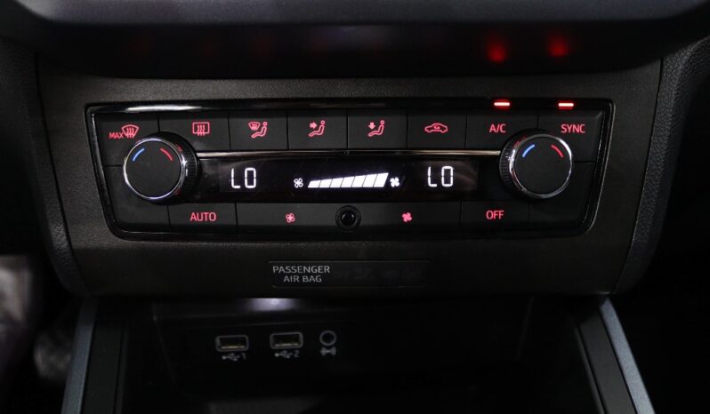 SEAT Arona 1.0 TSI STYLE completo