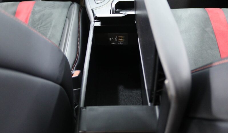 LEXUS UX 250H F SPORT completo