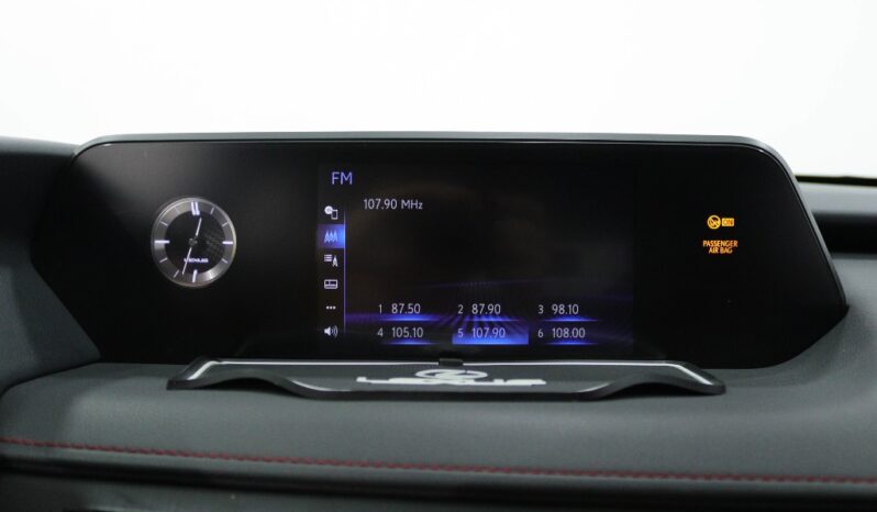 LEXUS UX 250H F SPORT completo