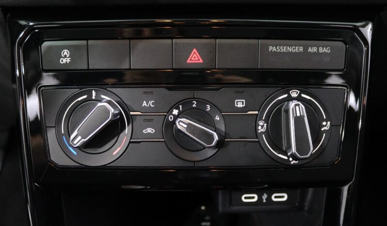 VOLKSWAGEN T-Cross 1.0 TSI URBAN completo