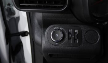 OPEL COMBO CARGO DIESEL 1.5 CDTI L2H1 completo