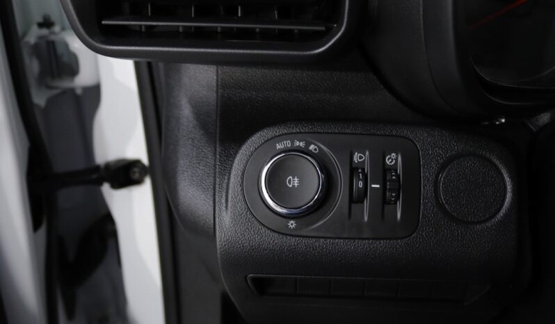OPEL COMBO CARGO DIESEL 1.5 CDTI L2H1 completo