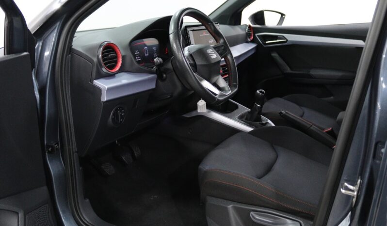 SEAT Arona 1.0 TSI FR completo