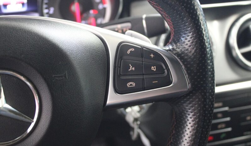 MERCEDES-BENZ Classe CLA Sho.Brake 200 D AMG LINE AUT. completo