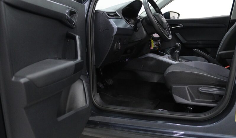 SEAT Arona 1.0 TSI STYLE completo