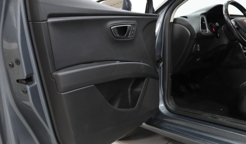 SEAT Leon 1.6 TDI STYLE S/S completo