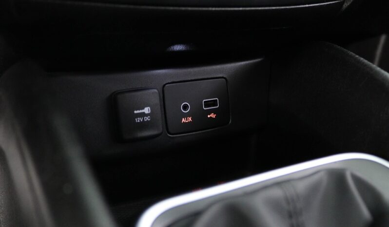 FIAT Tipo 1.3 M-JET LOUNGE completo