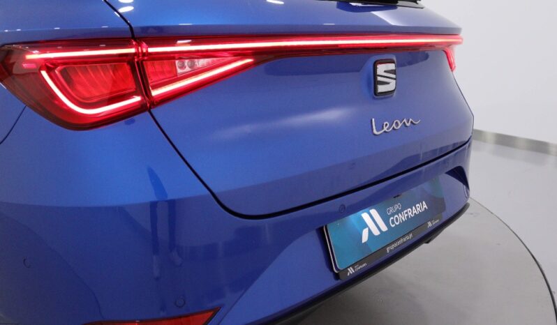 SEAT Leon Sportstourer 1.0 TSI STYLE completo