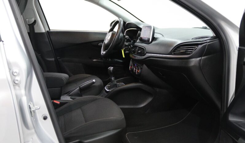 FIAT Tipo 1.3 M-JET LOUNGE completo