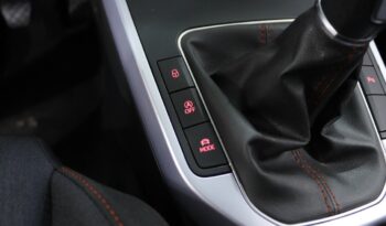 SEAT Arona 1.0 TSI FR completo