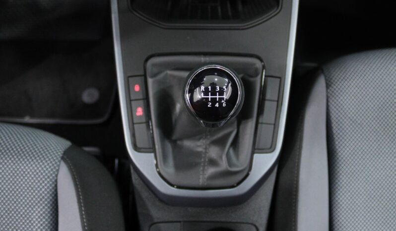 SEAT Arona 1.0 TSI STYLE completo