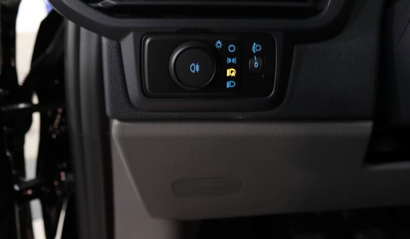 FORD Transit Custom 320 L2 2.0 ECOBLUE TRAIL completo