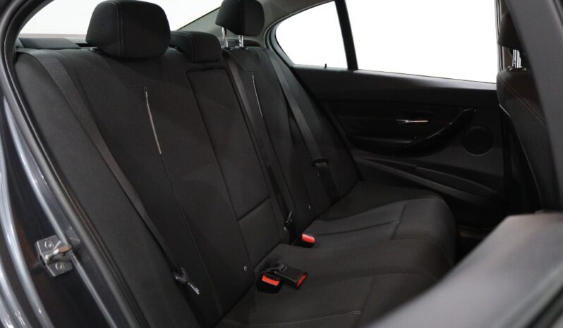 BMW Serie 318 D LINE SPORT completo