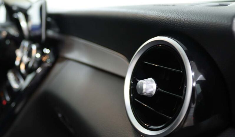MERCEDES-BENZ Classe C 300 D AVANTGARDE completo