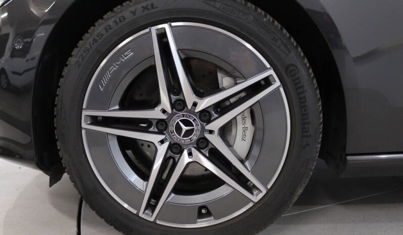 MERCEDES-BENZ Classe C 300 DE completo