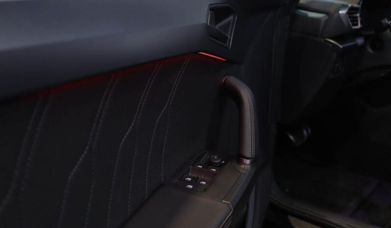 CUPRA Formentor 1.5 E-HYBRID DSG completo