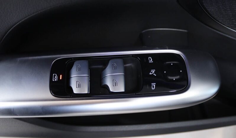 MERCEDES-BENZ Classe C 300 DE completo