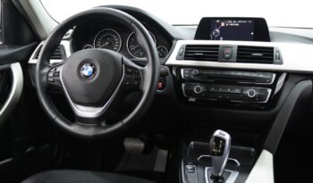 BMW Serie Touring LCI 318 D AUTO completo
