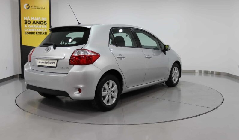 TOYOTA Auris 1.4 D-4D ACTIVE completo
