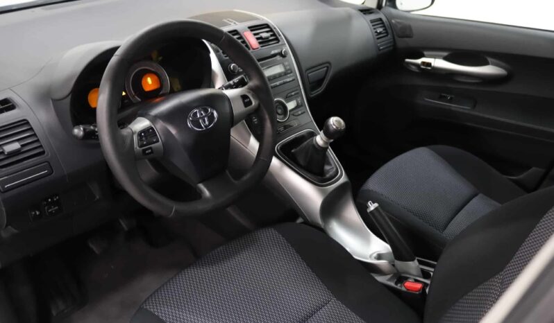 TOYOTA Auris 1.4 D-4D ACTIVE completo