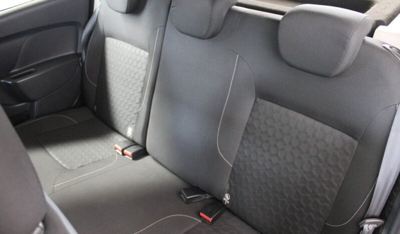 DACIA Sandero 1.5 DCI CONFORT completo
