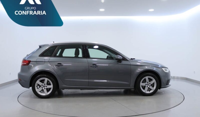 AUDI A3 Sportback 30 TFSI S TRONIC completo