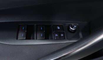 TOYOTA Corolla Hatchback 1.8 HYBRID COMFORT completo