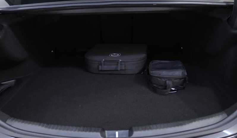 MERCEDES-BENZ Classe C 300 DE completo
