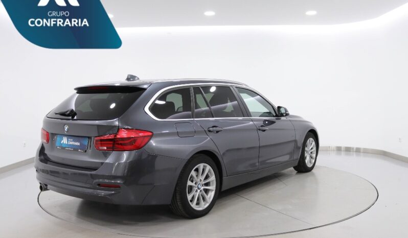 BMW Serie Touring LCI 318 D AUTO completo