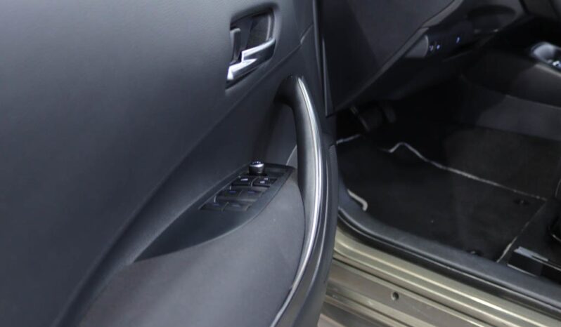 TOYOTA Corolla Hatchback 1.8 HYBRID COMFORT completo