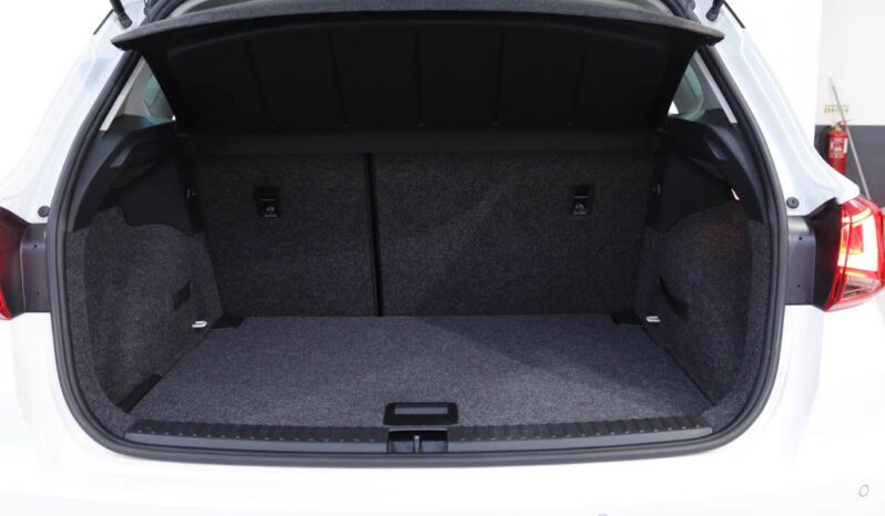 SEAT Arona 1.0 TSI STYLE completo