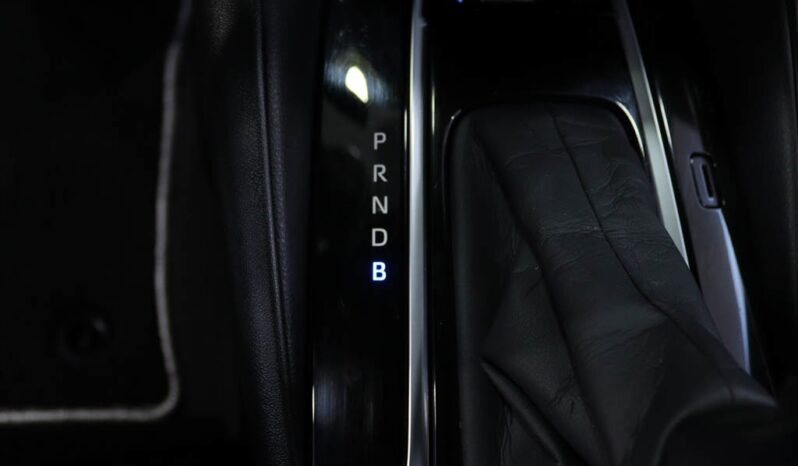 TOYOTA Corolla Hatchback 1.8 HYBRID COMFORT completo