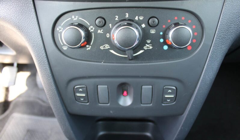 DACIA Sandero 1.5 DCI CONFORT completo