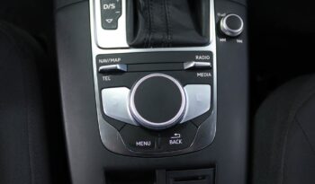 AUDI A3 Sportback 30 TFSI S TRONIC completo
